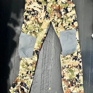 Sitka gear women’s hunting pants